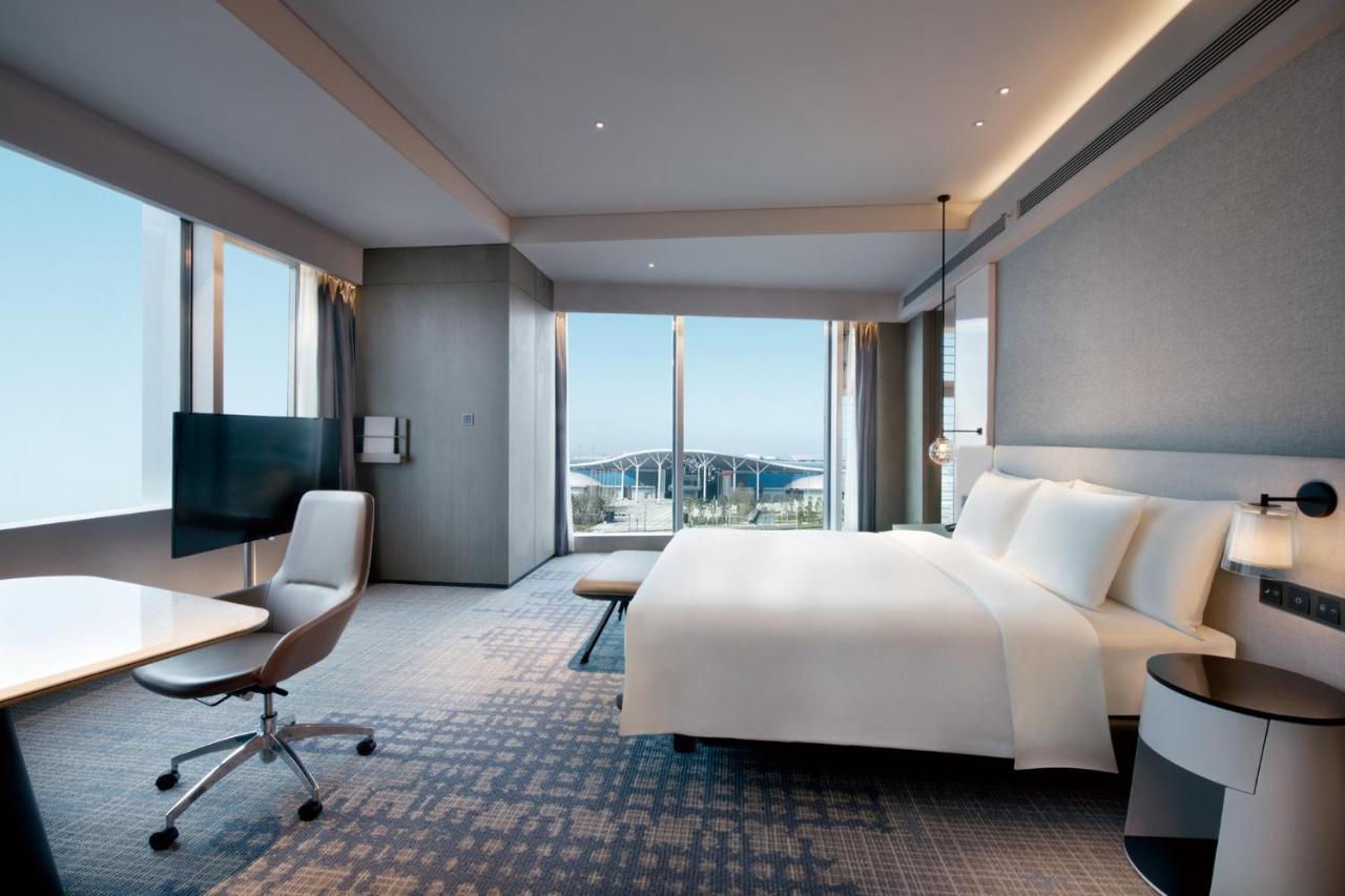 Crowne Plaza Shenzhen World Exhibition And Convention Center, An Ihg Hotel Exterior foto